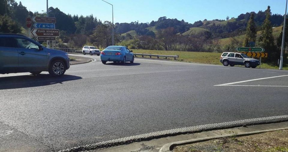 Puhoi residents petition to prevent crashes
