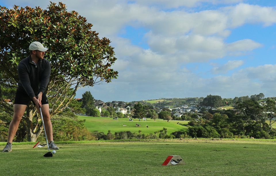 Golfing over gaming: young Aucklanders taking to the greens 