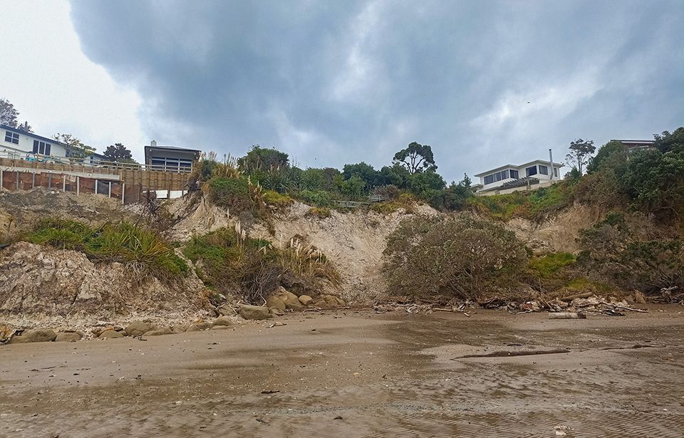 Rising seas, insurance, erosion: Auckland homeowners last to know