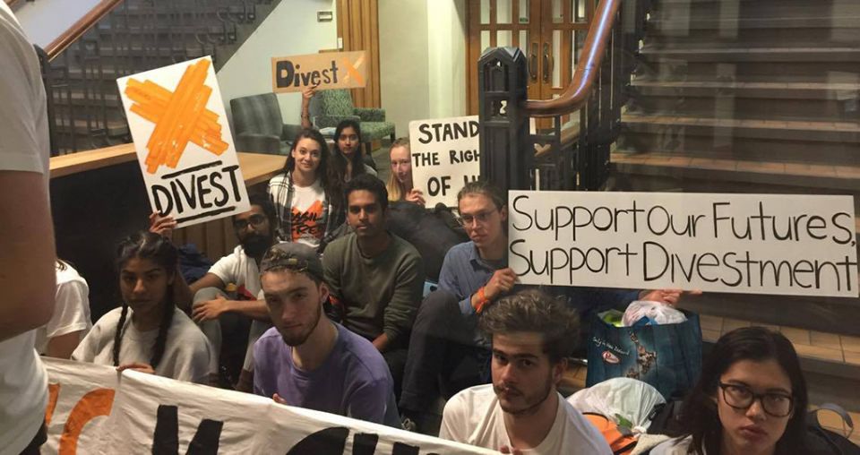 Students slam Vice Chancellor: ‘Stop funding climate change’
