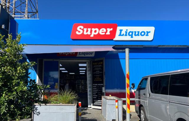 Liquor store owners divided on booze ban 