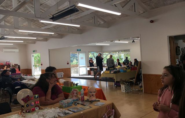 Community market teaches children about money 