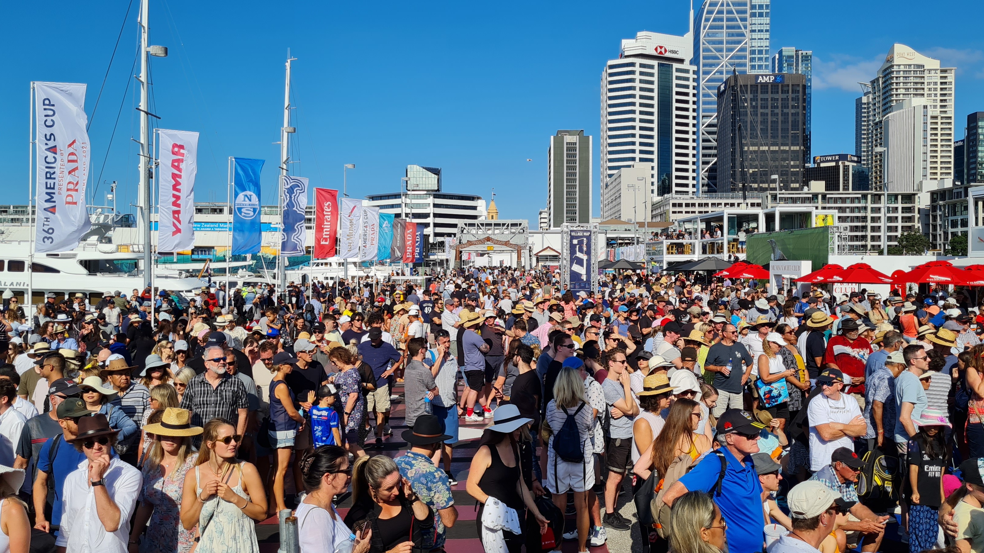 CROWDS GATHER TO WATCH A RACE IN THE 36TH AMERICA’S CUP VILLAGE, MARCH 2021 (PHOTO BY LEONARDO ZAUGG)