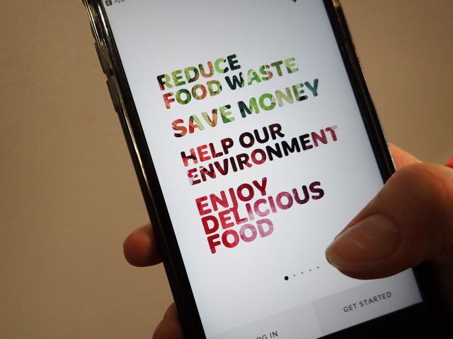 Surge of success for new app tackling cafe food waste with discounts