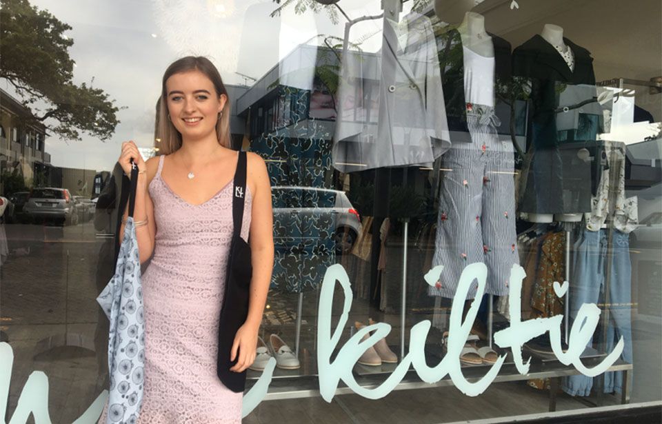 Women's fashion label joins fight against plastic bags